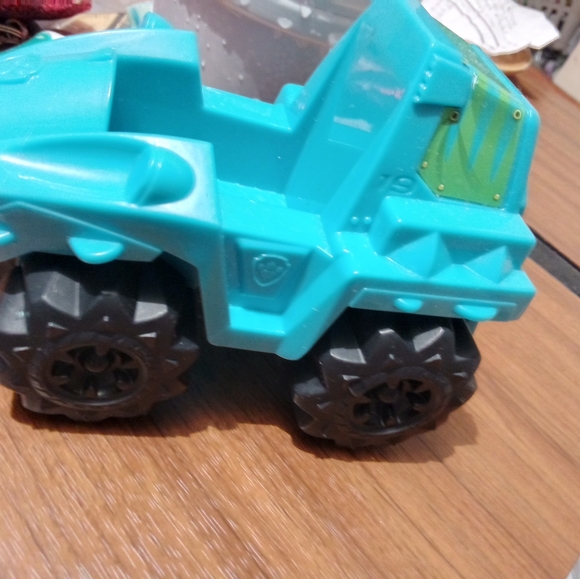 Blue truck toy - Picture 1 of 3